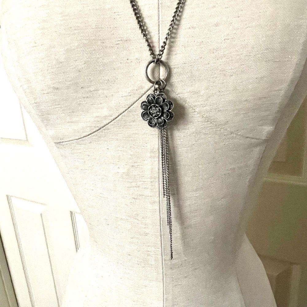 Silver tone flower tassel chain long necklace